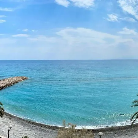 Appartement Le Schooner Roquebrune-Cap-Martin Exterior photo