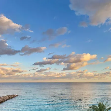 Appartement Le Schooner Roquebrune-Cap-Martin Exterior photo