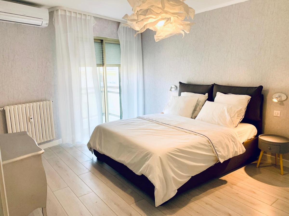 Le Schooner Apartment *